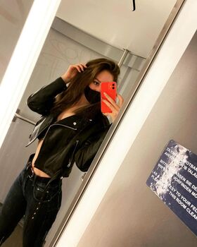 Rékapic Nude Leaks OnlyFans Photo 6