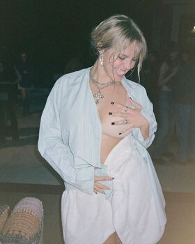 Renee Rapp Nude Leaks OnlyFans Photo 38