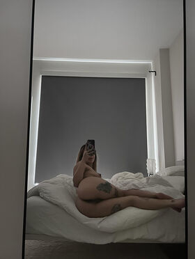 Reyna Morena Nude Leaks OnlyFans Photo 16