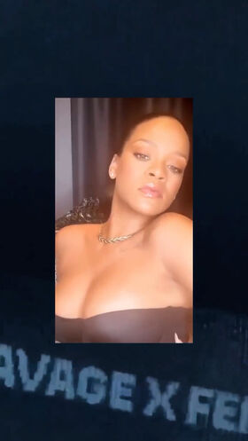 Rihanna Nude Leaks OnlyFans Photo 498