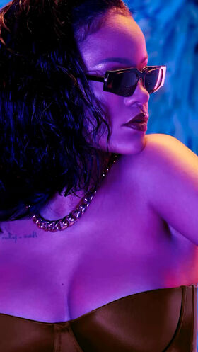 Rihanna Nude Leaks OnlyFans Photo 501