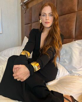Riley Keough Nude Leaks OnlyFans Photo 27
