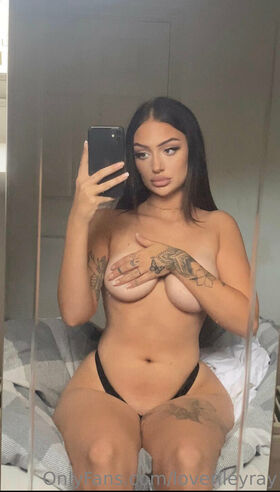 Riley Ray Nude Leaks OnlyFans Photo 5