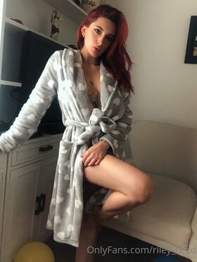 Riley Red Nude Leaks OnlyFans Photo 6