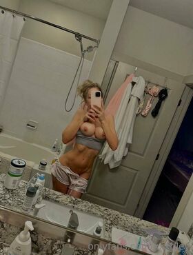 Riley Steele Nude Leaks OnlyFans Photo 293