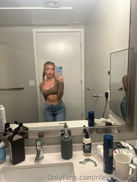 rileymaetwo Nude Leaks OnlyFans Photo 55