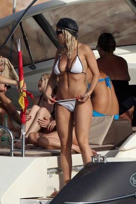 Rita Ora Nude Leaks OnlyFans Photo 1452