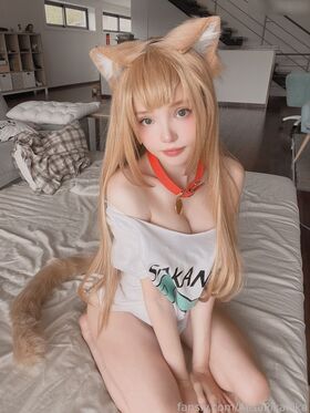 Rocksy Light Fotografie scursă ilegal OnlyFans dezbrăcată 1942