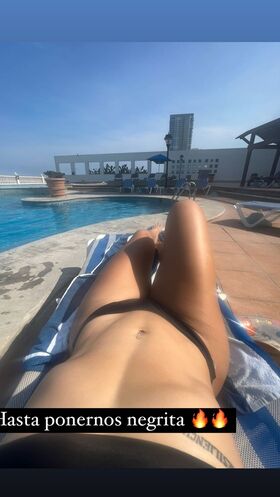 Romina Carrera Nude Leaks OnlyFans Photo 4