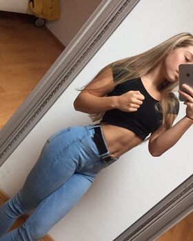 Ronja Çıplak Sızdırılmış OnlyFans Fotoğrafı 18