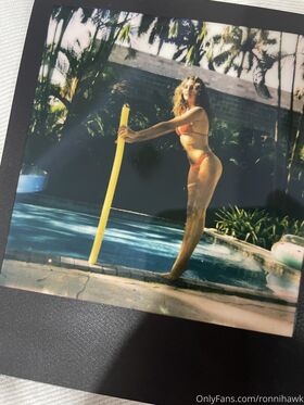Ronni Hawk Nude Leaks OnlyFans Photo 18