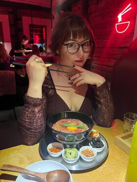 Rootyasha Fotografie scursă ilegal OnlyFans dezbrăcată 90