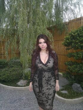 rose.888 Procurena gola OnlyFans fotografija 16