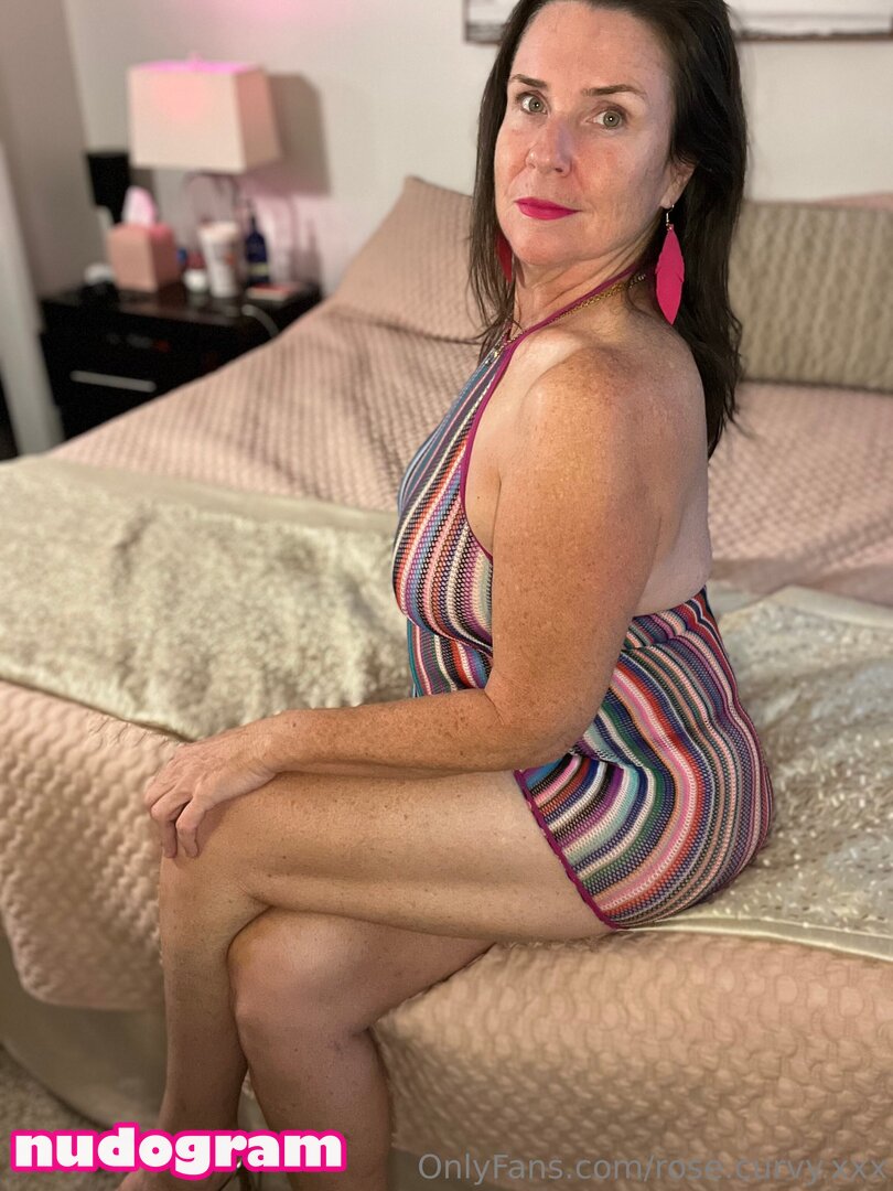 rose.curvy.xxx