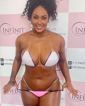 Rosiane Pinheiro Nude Leaks OnlyFans Photo 183