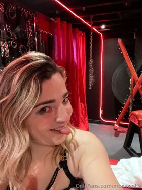 Roxanne Wolf รูป OnlyFans เปลือยรั่วไหล 25