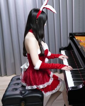 Ru’s Piano Nude Leaks OnlyFans Photo 39