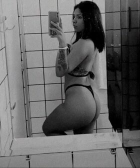 Sabrina Aguiar Nude Leaks OnlyFans Photo 14