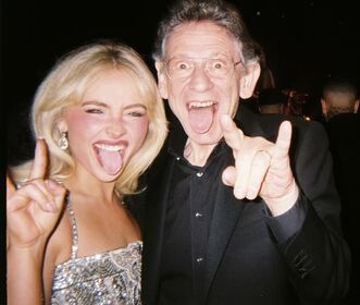 Sabrina Carpenter Nude Leaks OnlyFans Photo 947