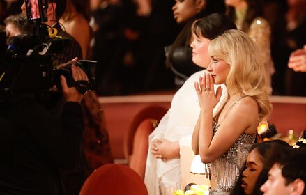 Sabrina Carpenter Nude Leaks OnlyFans Photo 984