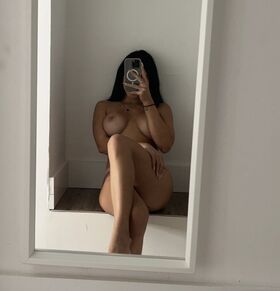 Sabrina Perez Nude Leaks OnlyFans Photo 21