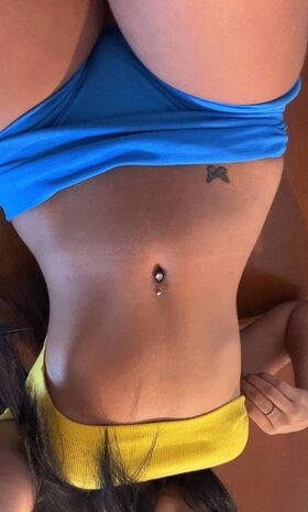 Sabrinna Takeushi Nude Leaks OnlyFans Photo 3