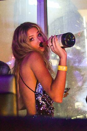 Sandra Kubicka नग्न लीक OnlyFans फोटो 331