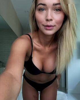 Sandra Kubicka नग्न लीक OnlyFans फोटो 357