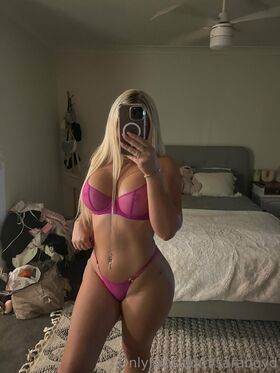 Sara Boyd Nude Leaks OnlyFans Photo 4