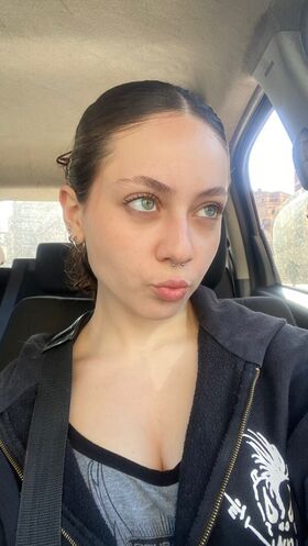 Saraghvnem Nude Leaks OnlyFans Photo 17