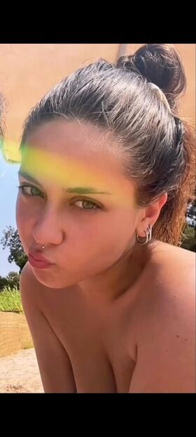 Saraghvnem Nude Leaks OnlyFans Photo 20