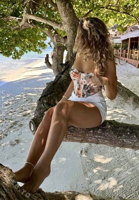 Sarah.anca Nude Leaks OnlyFans Photo 260