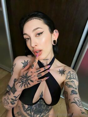 sarah_hot_tatto Nude Leaks OnlyFans Photo 70