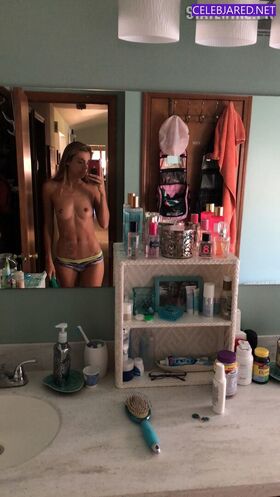 sarahjolzzz Nude Leaks OnlyFans Photo 11