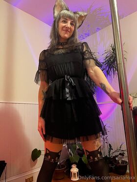 sariafoxx