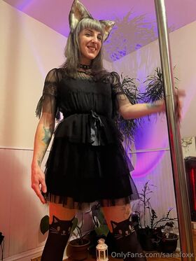 sariafoxx
