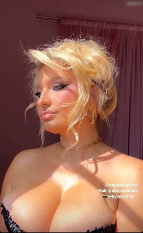 Sarina Nowak Nude Leaks OnlyFans Photo 188