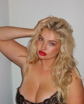 Sarina Nowak Nude Leaks OnlyFans Photo 198