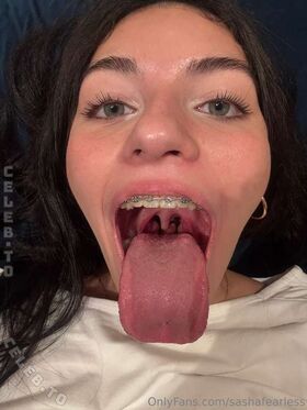 Sasha Tongue Princess Nude Leaks OnlyFans Photo 19