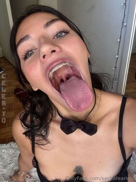 Sasha Tongue Princess Nude Leaks OnlyFans Photo 22