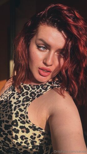 satida Гола изтичане OnlyFans снимка 1