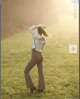 SB1994 Фото утечки OnlyFans (обнаженная) 216