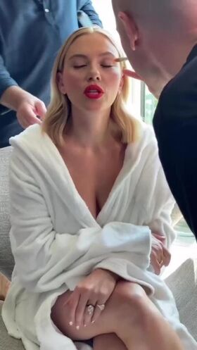 Scarlett Johansson Nude Leaks OnlyFans Photo 66