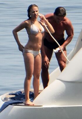 Scarlett Johansson Nude Leaks OnlyFans Photo 358