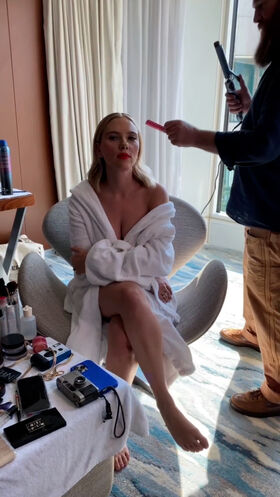 Scarlett Johansson Nude Leaks OnlyFans Photo 611