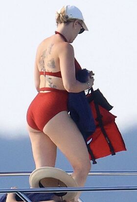 Scarlett Johansson Nude Leaks OnlyFans Photo 678