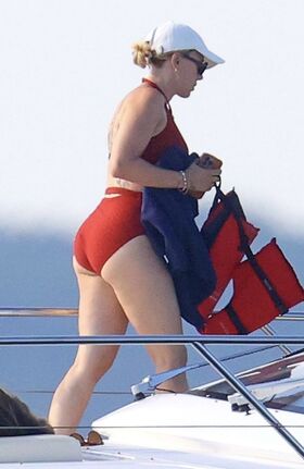 Scarlett Johansson Nude Leaks OnlyFans Photo 680