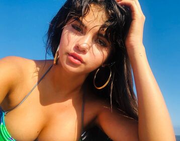 Selena Gomez Nude Leaks OnlyFans Photo 350