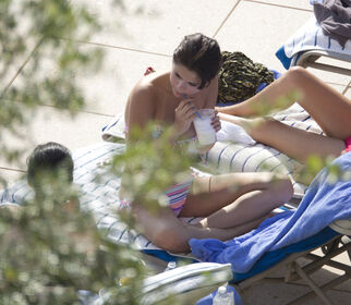 Selena Gomez Nude Leaks OnlyFans Photo 379