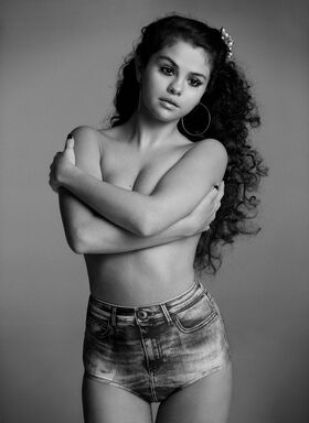 Selena Gomez Nude Leaks OnlyFans Photo 481